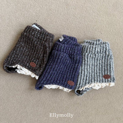 [PRE-ORDER] Muffin Wool Shorts