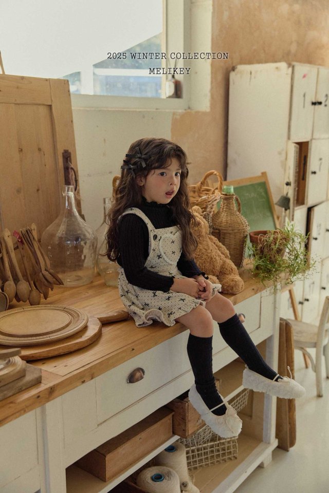 [PRE-ORDER] Ribbon Dot Frill Overalls