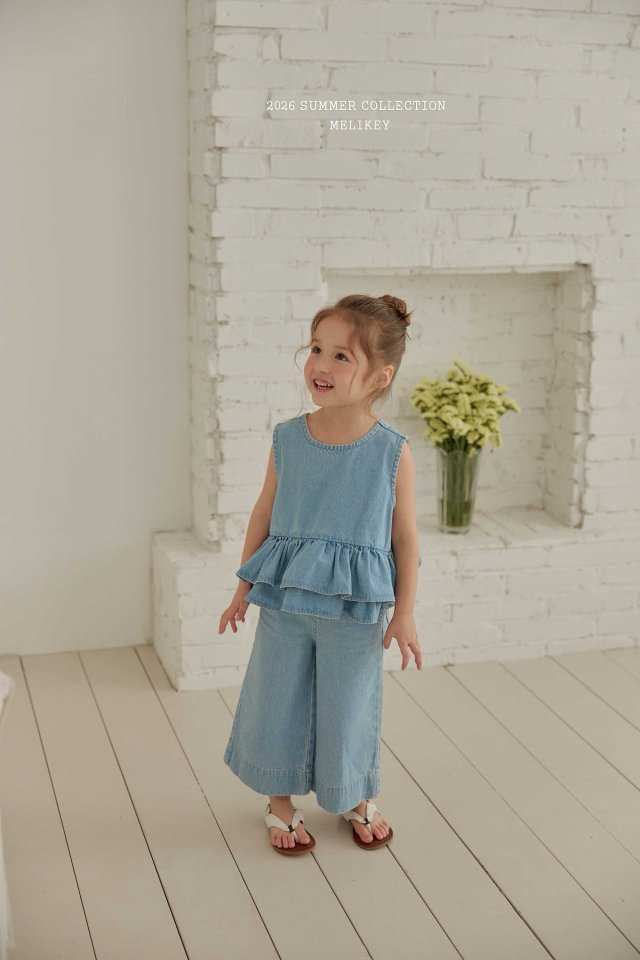 [PRE-ORDER] Crop Wide Denim Pants