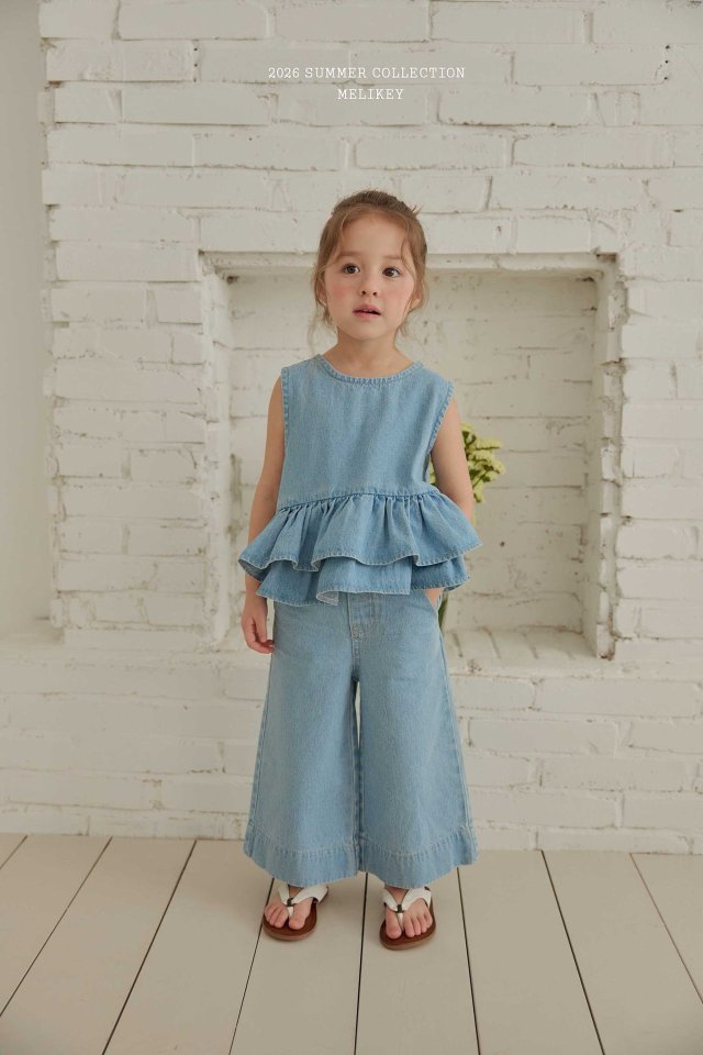 [PRE-ORDER] Crop Wide Denim Pants