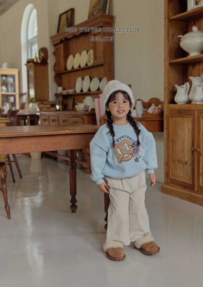 [PRE-ORDER] Pretzel Jerry Sweatshirts