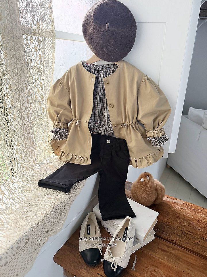 [PRE-ORDER] Momo Frill Trench Coat