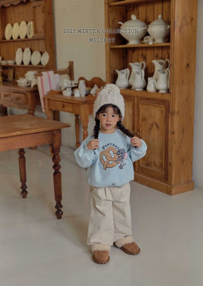 [PRE-ORDER] Pretzel Jerry Sweatshirts