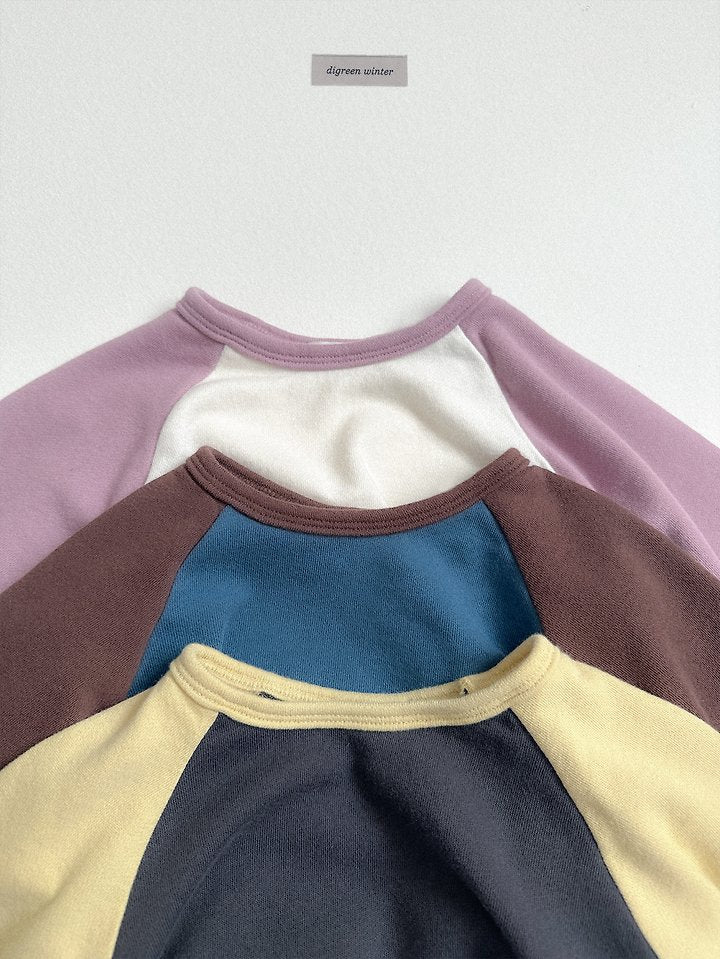 [PRE-ORDER] Raglan T-Shirts