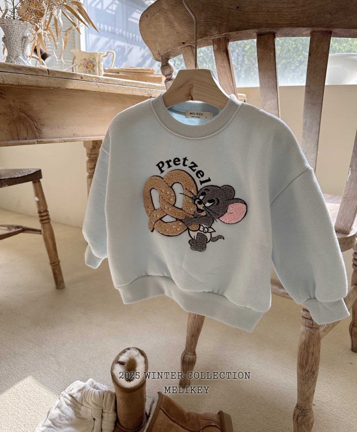 [PRE-ORDER] Pretzel Jerry Sweatshirts