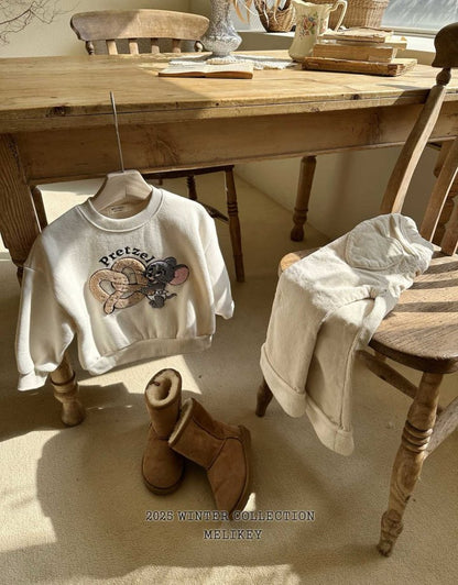 [PRE-ORDER] Pretzel Jerry Sweatshirts