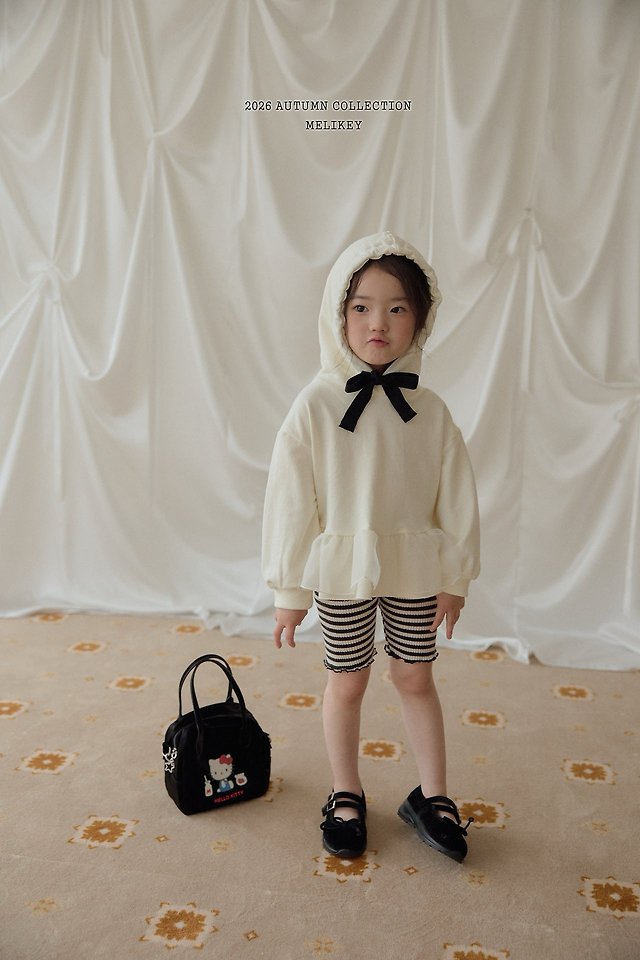 [PRE-ORDER] Cha Cha Frill Hoodie T-Shirts