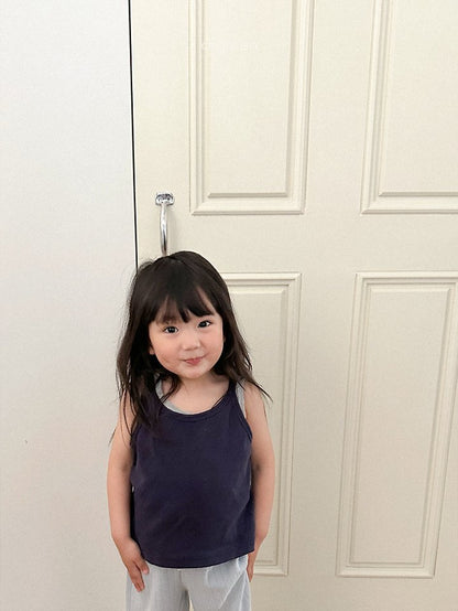 [PRE-ORDER] Eyelet Sleeveless T-Shirts