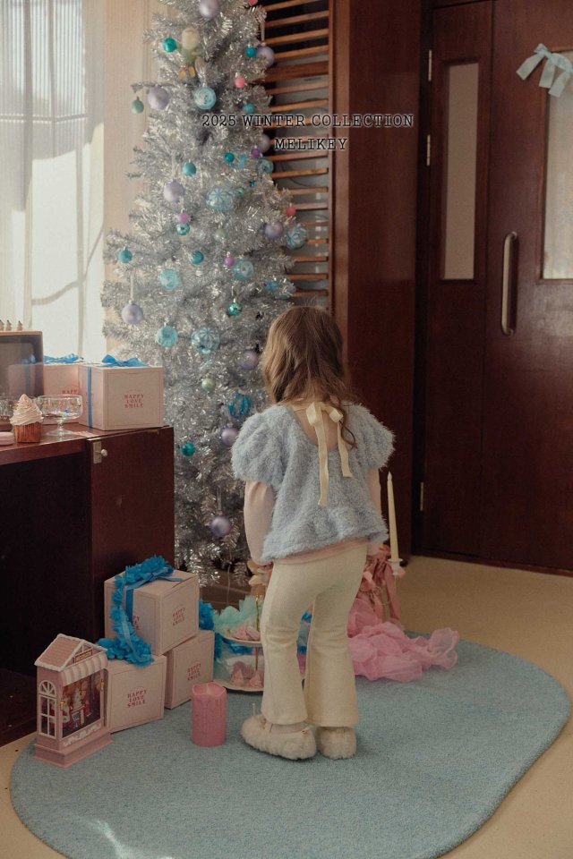 [PRE-ORDER] Pastel Ribbon T-Shirts