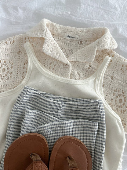 [PRE-ORDER] Eyelet Sleeveless T-Shirts