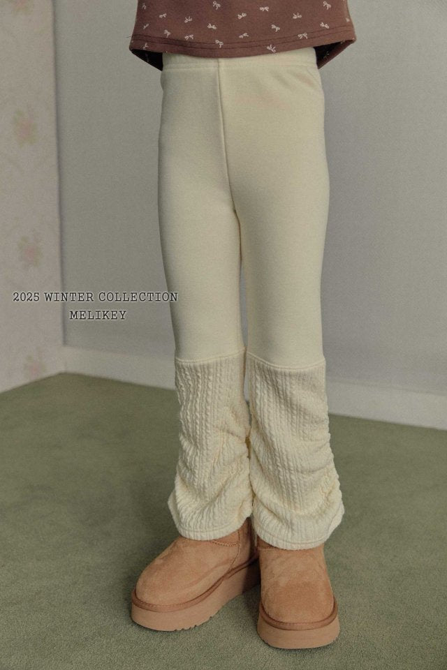 [PRE-ORDER] Big Ribbed Shirring Leggings