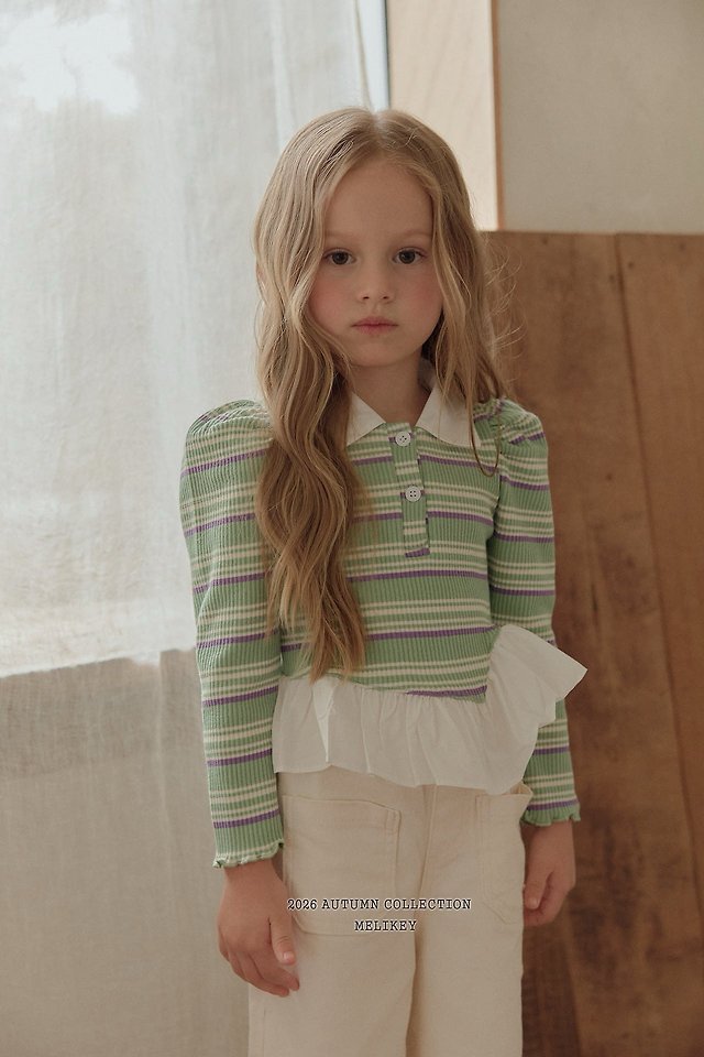 [PRE-ORDER] Diagonal Frill Collar T-Shirts