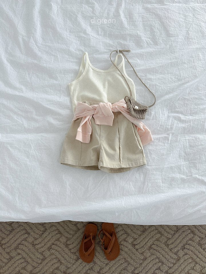 [PRE-ORDER] Eyelet Sleeveless T-Shirts