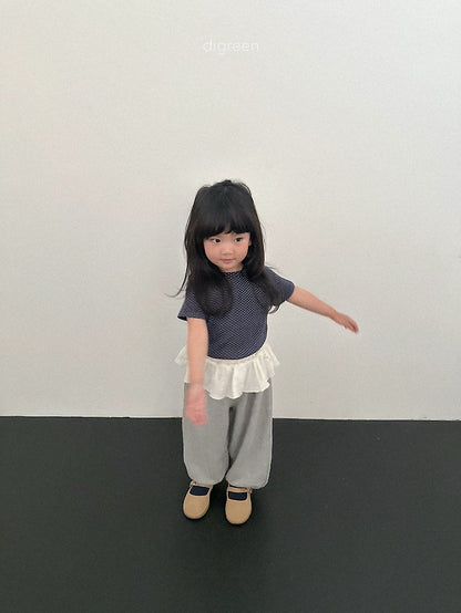 [PRE-ORDER] Emily Dot T-Shirts