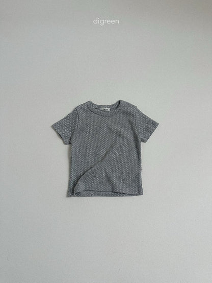 [PRE-ORDER] Emily Dot T-Shirts