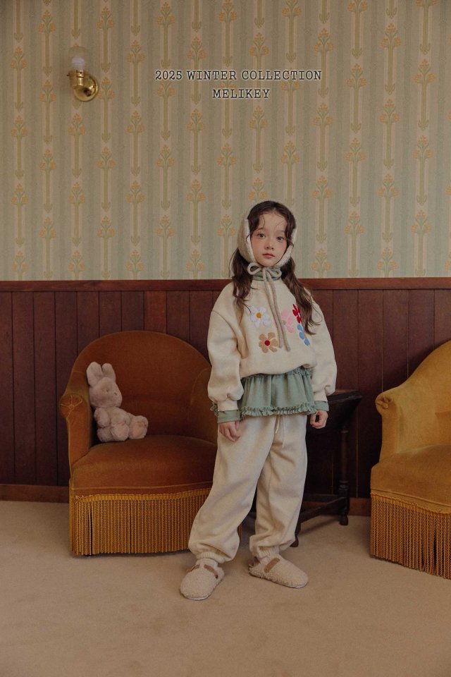 [PRE-ORDER] Label Jogger Pants