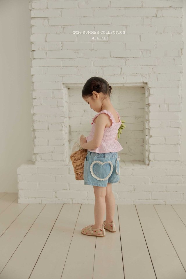 [PRE-ORDER] Heart Denim Shorts