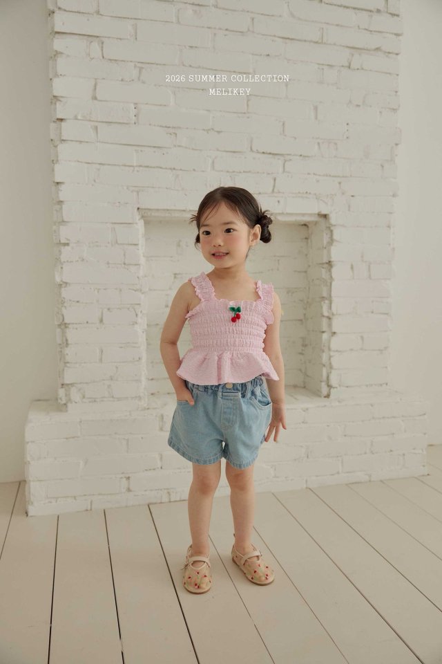 [PRE-ORDER] Heart Denim Shorts