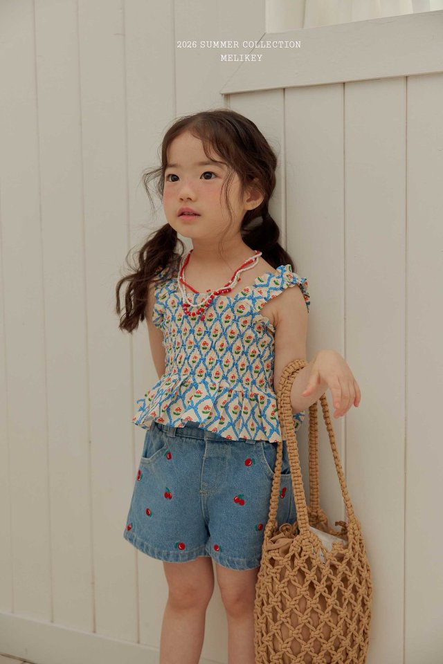 [PRE-ORDER] Cherry Ribbon Smocking Top