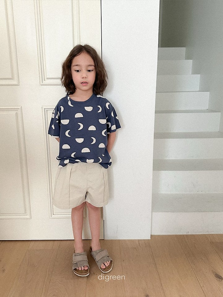 [PRE-ORDER] Half Moon T-Shirts