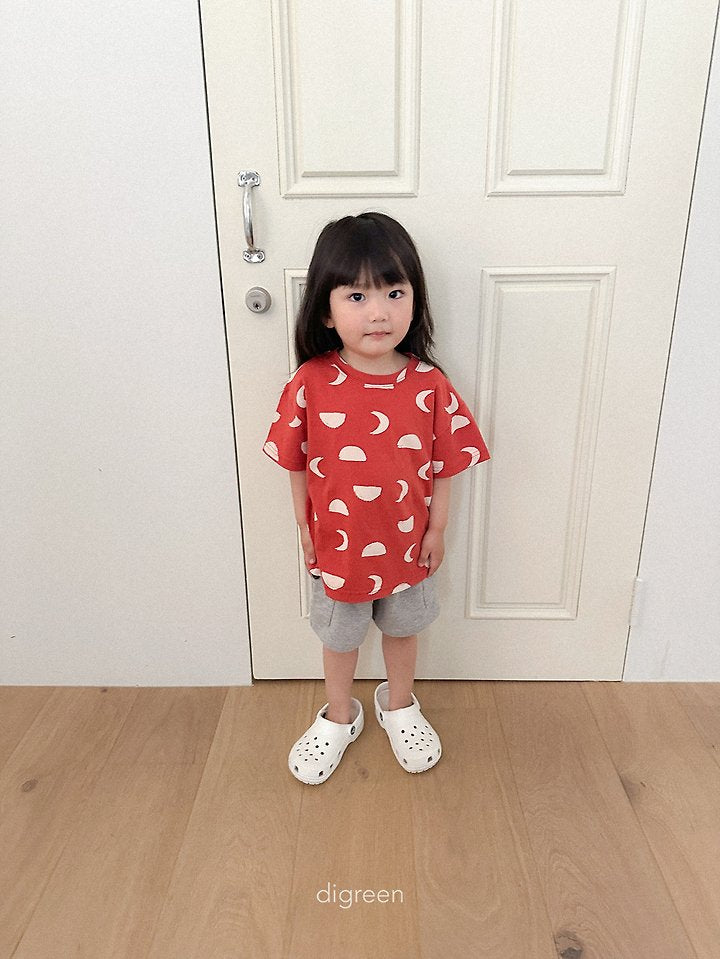 [PRE-ORDER] Half Moon T-Shirts