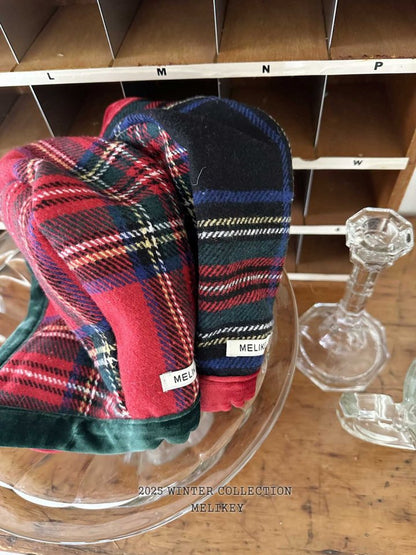[PRE-ORDER] Christmas Check Bonnet