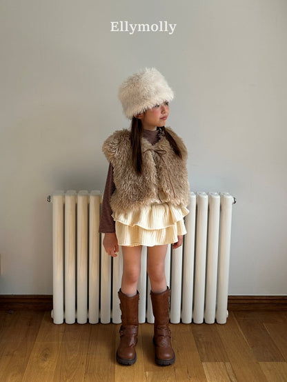 [PRE-ORDER] Fluffy Vest