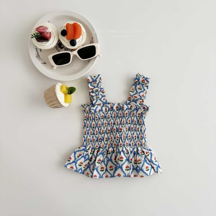 [PRE-ORDER] Cherry Ribbon Smocking Top