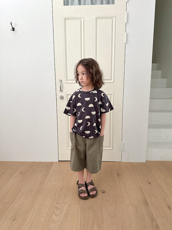 [PRE-ORDER] Half Moon T-Shirts