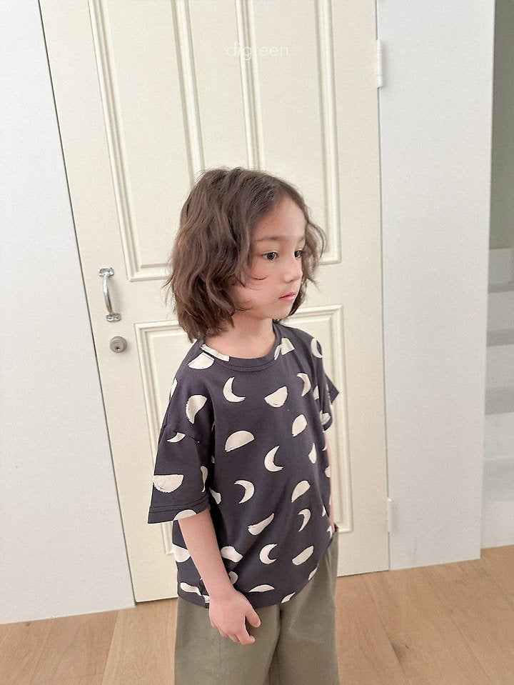 [PRE-ORDER] Half Moon T-Shirts