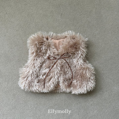 [PRE-ORDER] Fluffy Vest