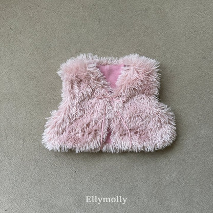 [PRE-ORDER] Fluffy Vest