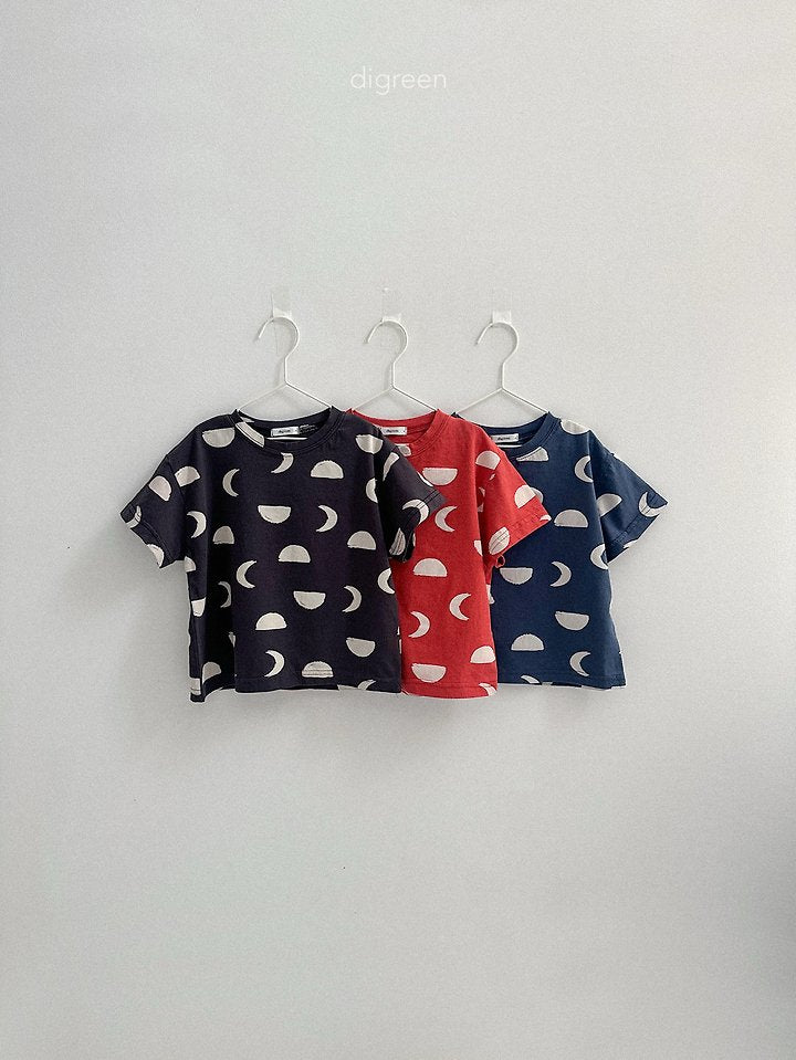 [PRE-ORDER] Half Moon T-Shirts