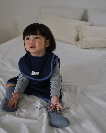[PRE-ORDER] Normal Sleeping Vest