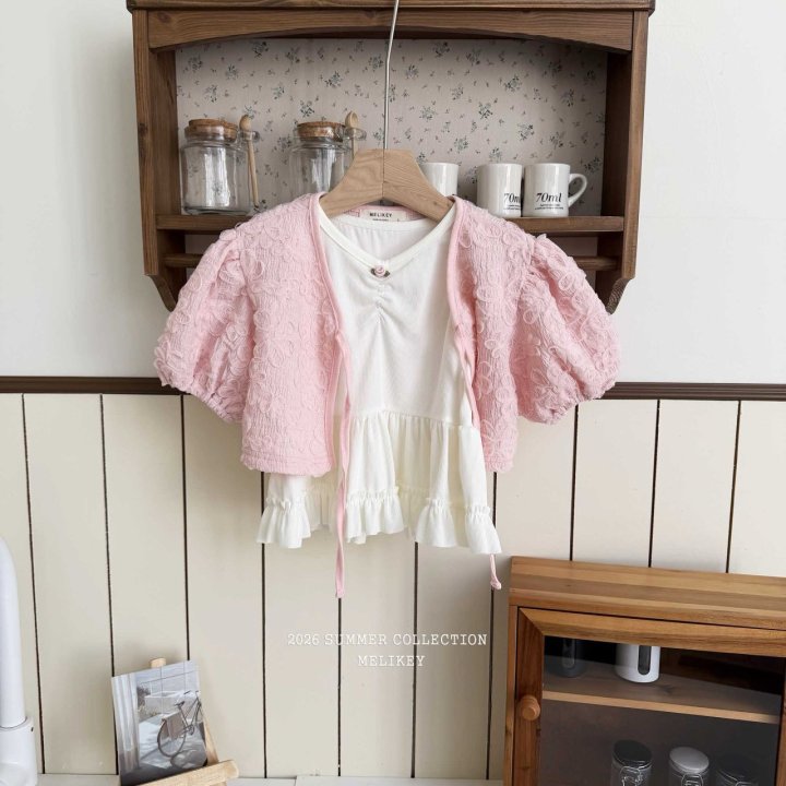 [PRE-ORDER] Rose Frill Sleeveless T-Shirts