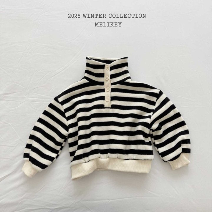 [PRE-ORDER] High Neck Button Sweatshirts
