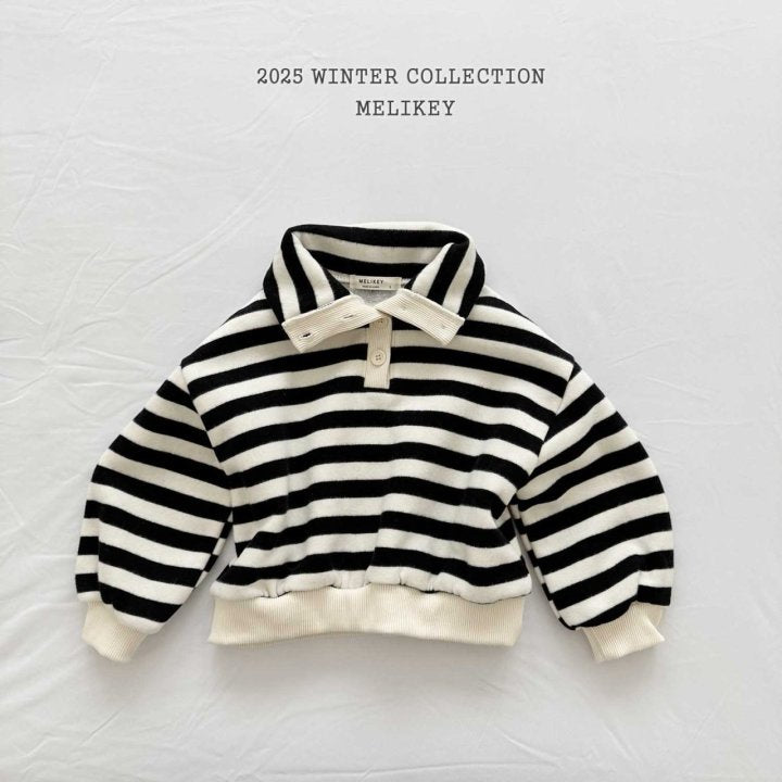 [PRE-ORDER] High Neck Button Sweatshirts