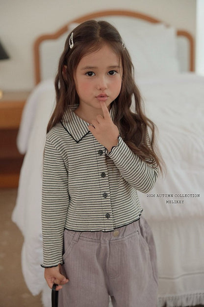 [PRE-ORDER] Petit Collar T-Shirts