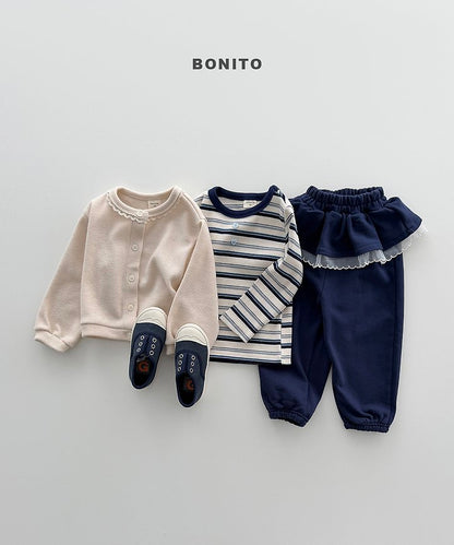 [PRE-ORDER] Heart Button Stripe T-Shirts
