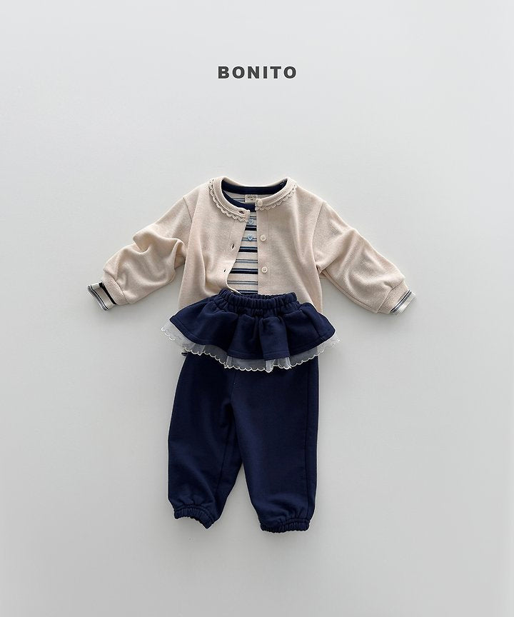 [PRE-ORDER] Heart Button Stripe T-Shirts