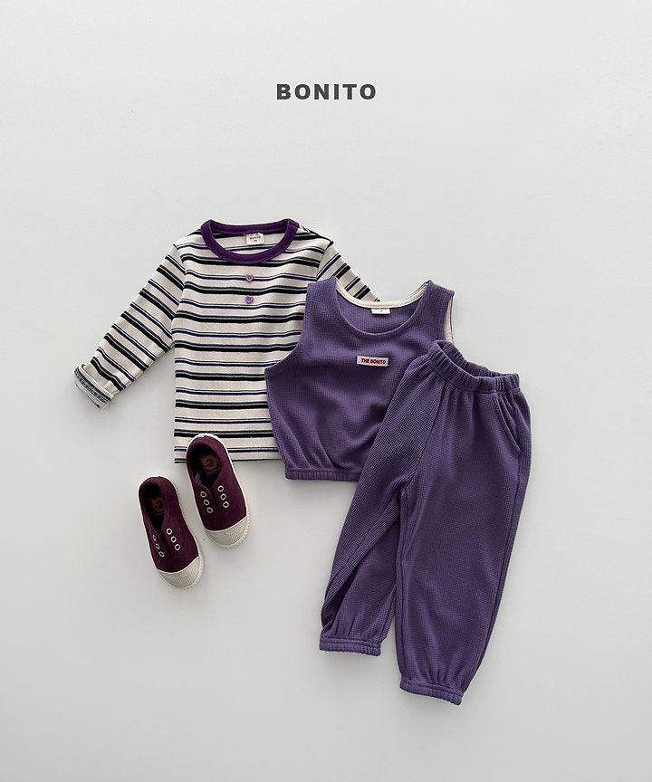 [PRE-ORDER] Heart Button Stripe T-Shirts