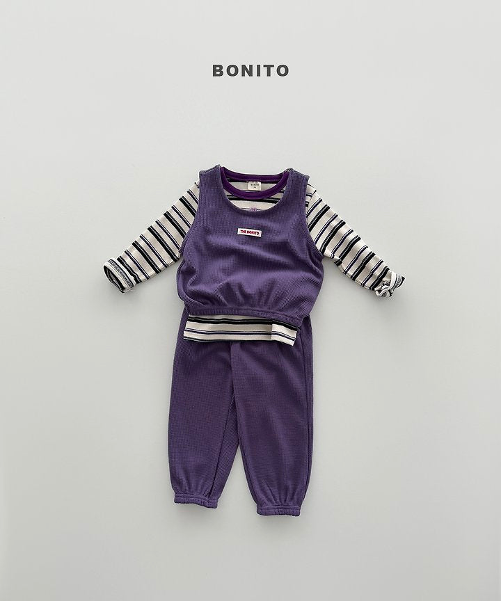[PRE-ORDER] Heart Button Stripe T-Shirts