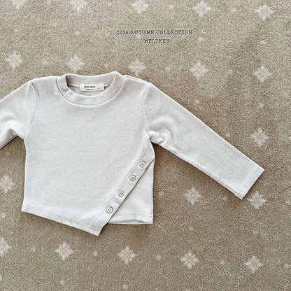 [PRE-ORDER] Diagonal Button T-Shirts