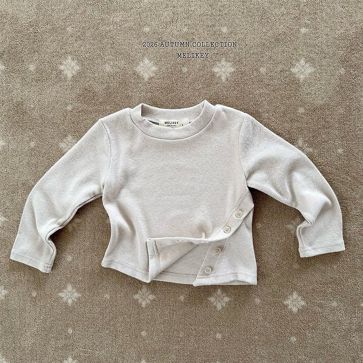 [PRE-ORDER] Diagonal Button T-Shirts