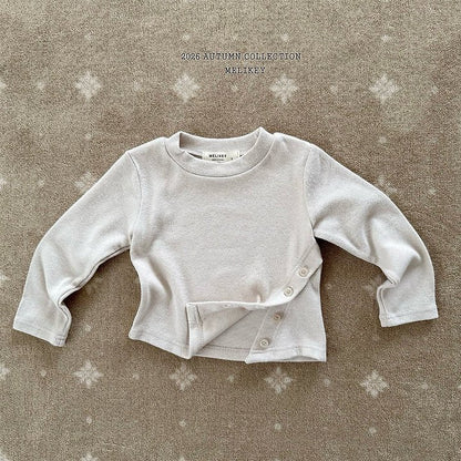 [PRE-ORDER] Diagonal Button T-Shirts
