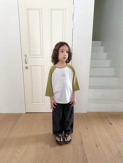 [PRE-ORDER] Goods Raglan T-shirts