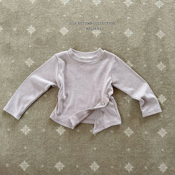 [PRE-ORDER] Diagonal Button T-Shirts
