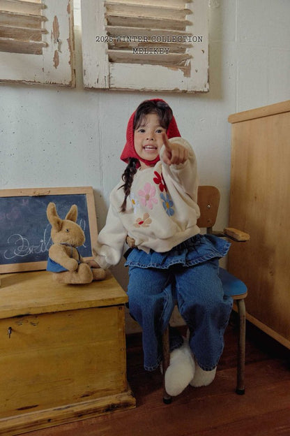 [PRE-ORDER] Buckle Floral Sweatshirts