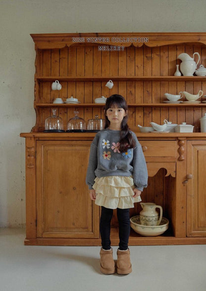 [PRE-ORDER] Buckle Floral Sweatshirts