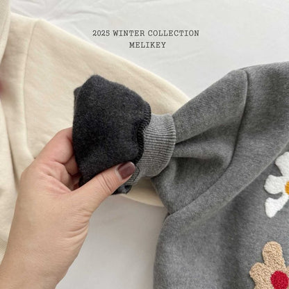 [PRE-ORDER] Buckle Floral Sweatshirts